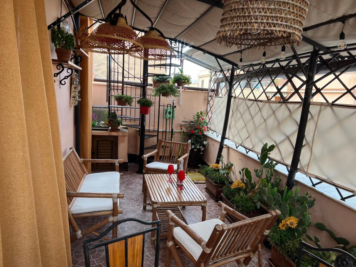 فيلا Delfino House تيراسيني المظهر الخارجي الصورة