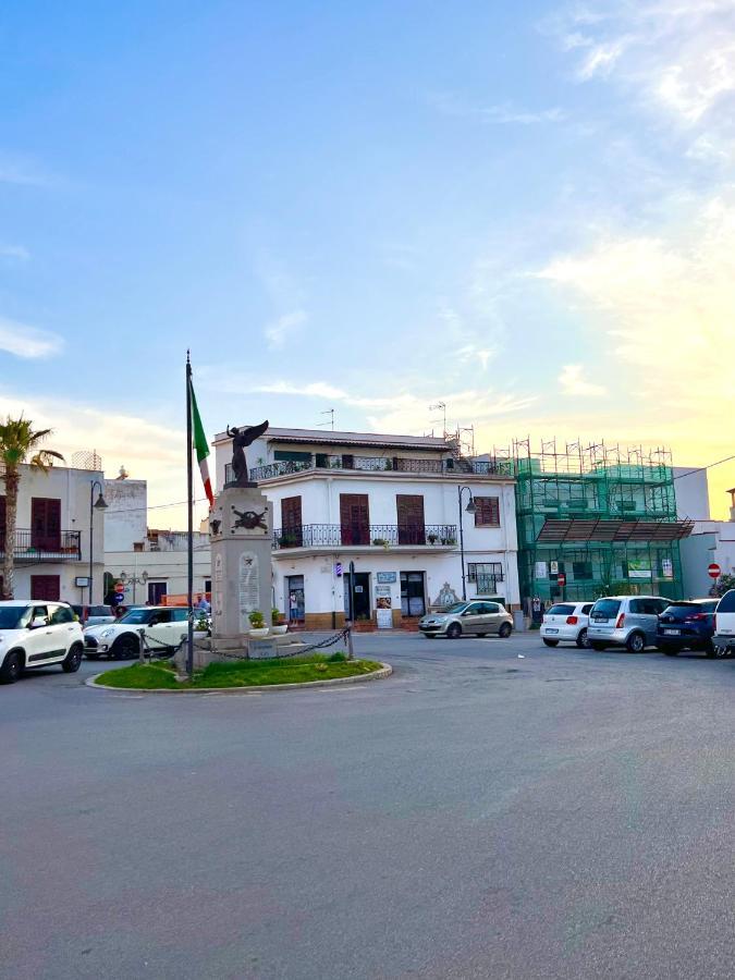 فيلا Delfino House تيراسيني المظهر الخارجي الصورة